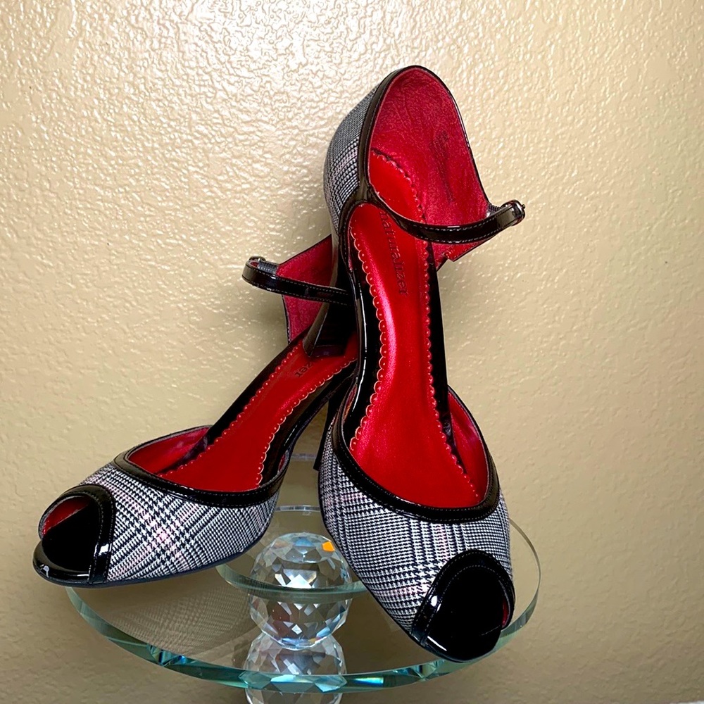 Naturalizer Kantoo Peep Toe Heels Size 8